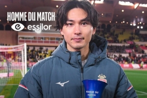 上周旅歐日本球員表現(xiàn)：南野拓實(shí)破巴黎，上田綺世領(lǐng)跑荷甲射手榜