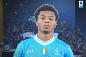 單刀球制勝！意甲官方：內(nèi)雷斯當(dāng)選羅馬vs那不勒斯全場(chǎng)最佳