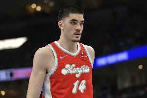 埃迪單場30分15板5帽&命中率80%！成奧尼爾后砍該數(shù)據(jù)最年輕球員