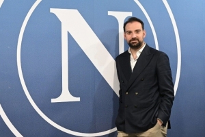 那不勒斯總監(jiān)：德布勞內(nèi)至少要明年2月底康復(fù)，冬季會引進新中場