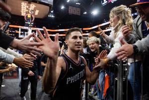 我也是雙冠后衛(wèi)！吉萊斯皮末節(jié)16分 8記三分砍生涯新高28分4板5助