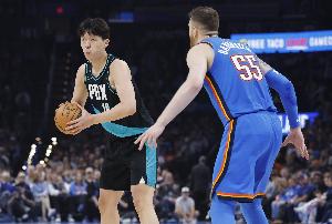 美記：開拓者這么打有局限性 楊瀚森至少能像小加一樣帶動起隊友