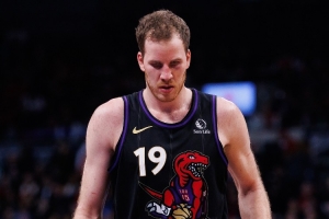 奎克利：珀爾特爾非常無私 他做了很多數(shù)據(jù)體現(xiàn)不出來的事