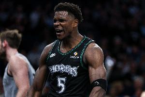 愛(ài)德華茲連續(xù)6場(chǎng)得分30+ 追平凱文·樂(lè)福&并列森林狼隊(duì)史第一多