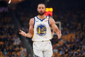 韋德：當(dāng)我們談GOAT或那些改變比賽的人時(shí) 你絕不可能不提庫(kù)里！