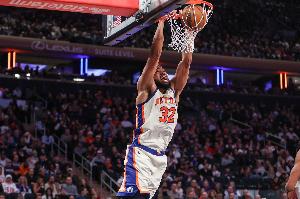 徹底花了！唐斯搶斷反擊上籃得分 尼克斯一波7-0分差20+