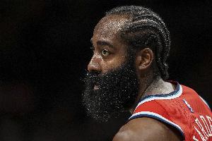 ??一個(gè)罰球都沒(méi)有！哈登打了全場(chǎng)最多的37分鐘 砍27分9助3斷