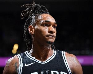 解說：馬刺靠防守領(lǐng)先著上半場 魔術(shù)確實(shí)沒什么破聯(lián)防的套路