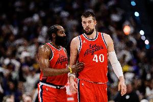 祖巴茨：哈登是能為我們發(fā)起一切的人 他打得好我們就會(huì)很棒！