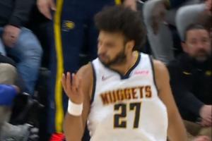 ????炸裂！賈馬爾-穆雷三分11中10已經(jīng)爆轟50分