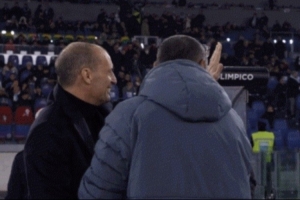 米體：阿萊格里賽前向拉齊奧助教揮手致意和解，兩人上周末曾爭(zhēng)執(zhí)