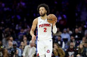 穩(wěn)健控場！康寧漢姆半場8中4貢獻(xiàn)13分5助 罰球5中4