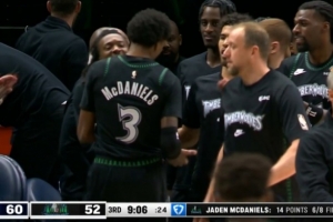 危險(xiǎn)的信號(hào)！麥克丹尼爾斯里突外投連拿7分打停快船