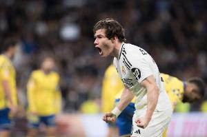 59秒兩黃變一紅！弗蘭·加西亞職業(yè)生涯首次吃到紅牌