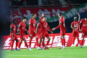 豫媒：河南隊(duì)敢拼的精神永不落幕，獲足協(xié)杯亞軍為河南增光添彩