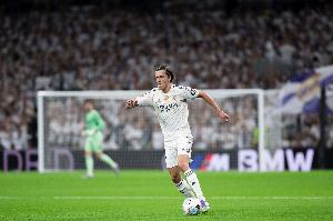 火氣很大，皇馬隊(duì)史聯(lián)賽主場(chǎng)第5次有兩名球員染紅