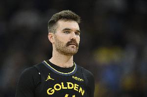 斯潘塞首發(fā)兩場(chǎng)比賽勇士均取勝 合計(jì)砍下31分9籃板13助攻