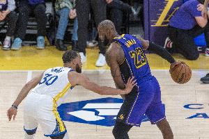 ??詹庫東字班可能均無緣評獎？記者曬可能無緣65場標準的球星們