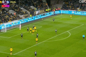 誰都能捅一刀??曼聯(lián)助狼隊結(jié)束43天球荒，本賽季僅1次零封對手