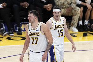 制造進(jìn)攻犯規(guī)榜：里夫斯9次第一 波杰姆8次第二 東契奇6次第五