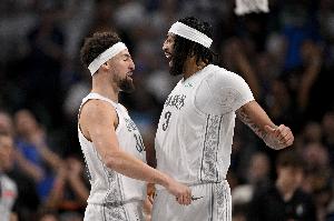 熱度起來了！王船俠或拆隊(duì)字母哥深陷流言 “NBA交易市場”登熱搜