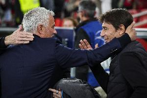 踩頭意甲冠軍??穆帥本菲卡完勝孔蒂拿波里 進球機會5-0遙遙領(lǐng)先