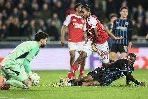 薩爾蒙是歐冠歷史上第六年輕上場(chǎng)球員，第一是15歲308天的道曼