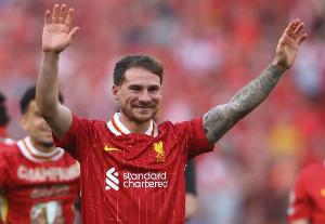 麥卡利斯特：對(duì)陣國(guó)米那不是點(diǎn)球，若我們被這么吹希望對(duì)手也坦誠(chéng)