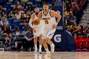 親自動(dòng)手！約基奇一人連拿9分打花國(guó)王 分差突破30分