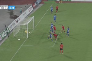 ??這球進(jìn)了嗎？中甲賽場驚現(xiàn)門線懸案，最終邊裁示意進(jìn)球有效