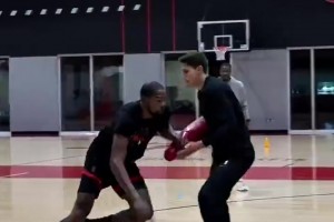 老外：我去過(guò)西藏，那里的健身很純粹