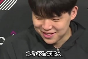 伸手不打笑臉人！楊瀚森在媒體日談和隊友相處哲學：就是笑呵呵的