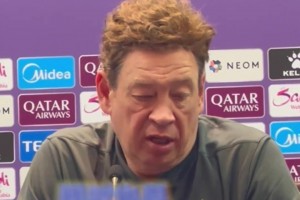 申花亞冠賽前發(fā)布會(huì)，斯盧茨基喊話:”要為中超聯(lián)賽而戰(zhàn)！“