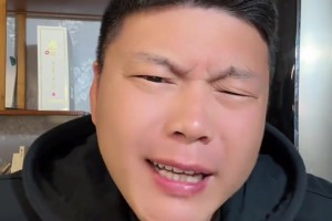 京味兒口音泰山球迷怒斥國安：咱就說還能玩嗎，不能玩就地解散吧