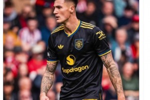 9月一共進(jìn)球3個！舍什科處子球當(dāng)選曼聯(lián)9月最佳進(jìn)球??