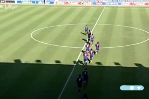 14歲梅西單場(chǎng)炸裂集錦，他踢球的方式真的沒有變過啊??