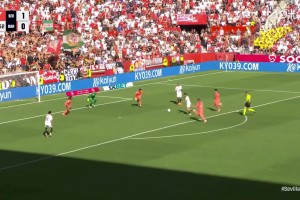 兩連神撲拯救巴薩！什琴斯尼神撲拒絕對(duì)手勁射