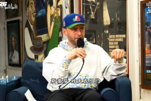 哈利：庫里是我在NBA里遇到的最偉大的人，我從未遇到過更好的人