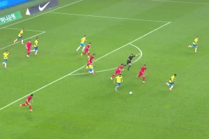 這反擊太犀利了！韓國任意球機會被巴西打反擊，維尼修斯單刀破門