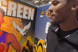 學(xué)的挺像哈！中國(guó)粉絲教杰倫-格林說(shuō)“護(hù)林員牛逼”~