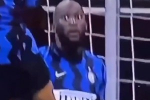 重溫盧卡庫(kù)國(guó)米名場(chǎng)面：桑切斯頭球瞬間，鐵憨憨眼神都亮了??