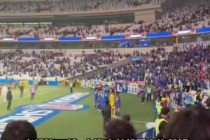 申花逼平英博喪失爭冠追分良機!賽后上海球迷喊出“丟人現(xiàn)眼”