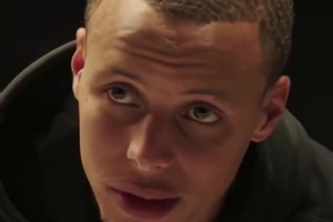 最好關(guān)掉聲音！一輩子的好友！名場面：哈登庫里錄音室比賽唱歌！