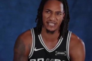 專業(yè)知識過硬！VJ采訪認出了所有的球員，甚至wnba也全都認出！