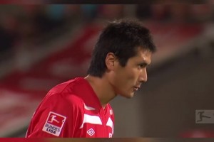 邵佳一即將出任國(guó)家隊(duì)主帥，當(dāng)年留洋一腳任意球驚艷德國(guó)