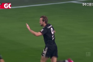 凱恩絕平！比朔夫助攻凱恩頭球破門，拜仁2-2扳平柏林聯(lián)合！