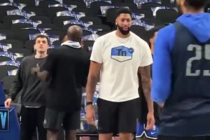 巴特勒更新社媒曬：你覺得庫里會喜歡我的新發(fā)型嗎？ ...