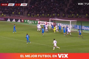 法國(guó)3-1領(lǐng)先！阿塞拜疆門(mén)將將球撈進(jìn)球門(mén)，VAR判定進(jìn)球有效