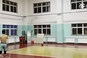 矮五公分的喬丹！2K大神操作韋德，很多動(dòng)作都還原得很真實(shí)！