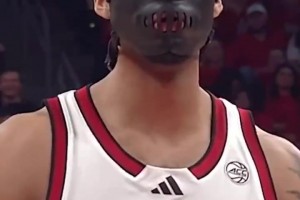 徐靜雨：庫里媳婦太拿自己當(dāng)回事了，沒有庫里她有個啥光芒啊